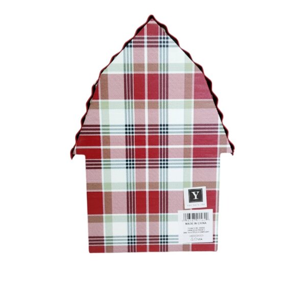 Holiday Tabeltop Barn - Picture 2 of 3